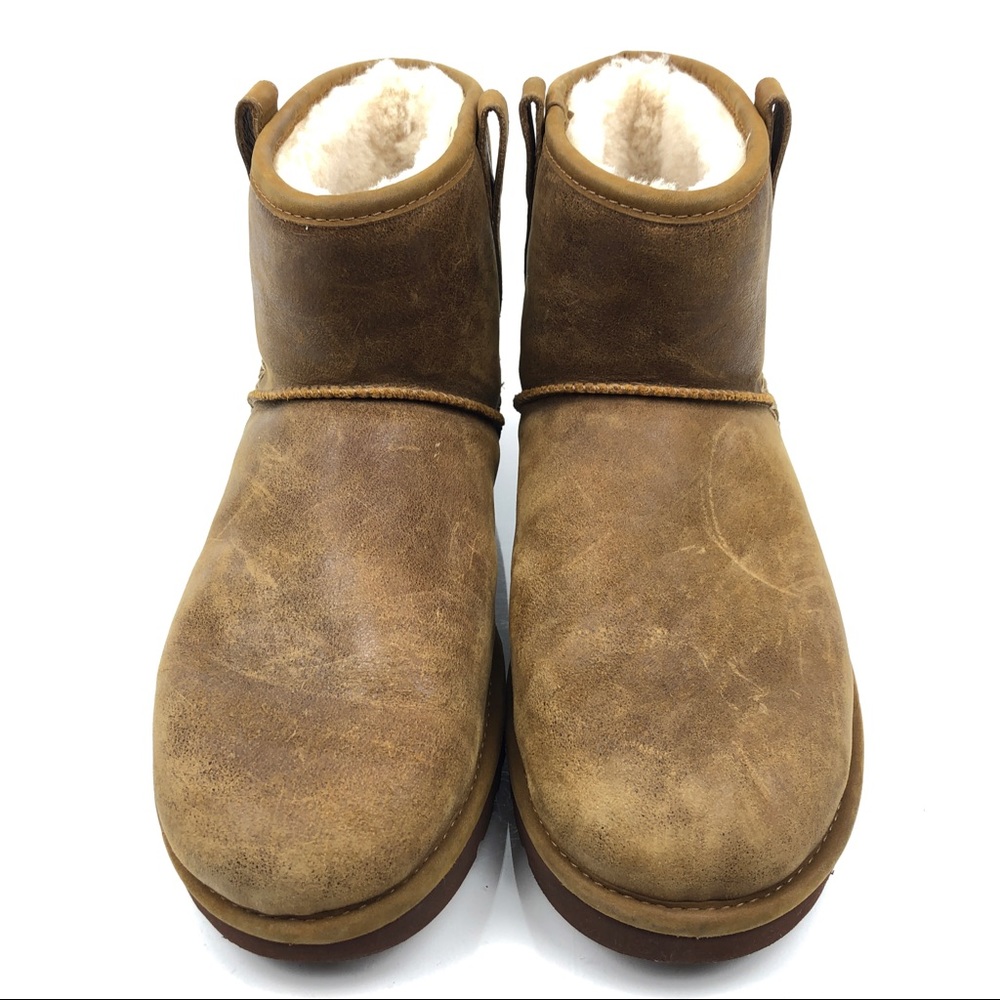UGG Australia Classic Mini Stitch Sheepskin Boots - Picture 4 of 8